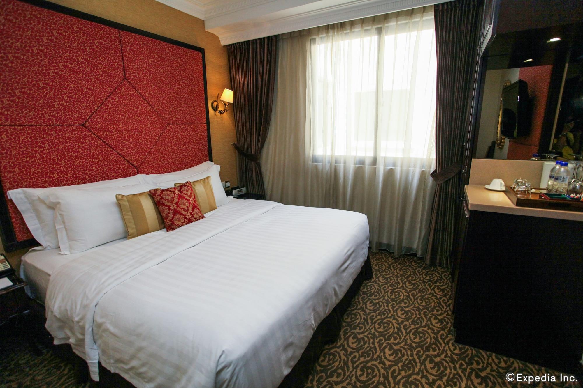 Nostalgia Khách sạn 4*